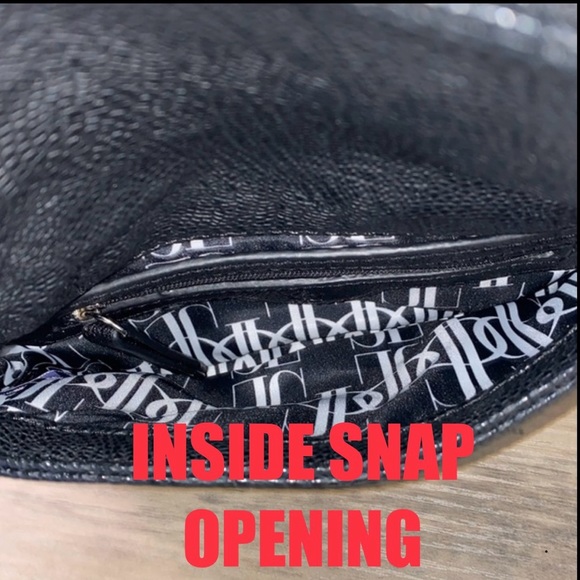 Jennifer Lopez Black Pebble Leather Wristlet EUC - Picture 6 of 13